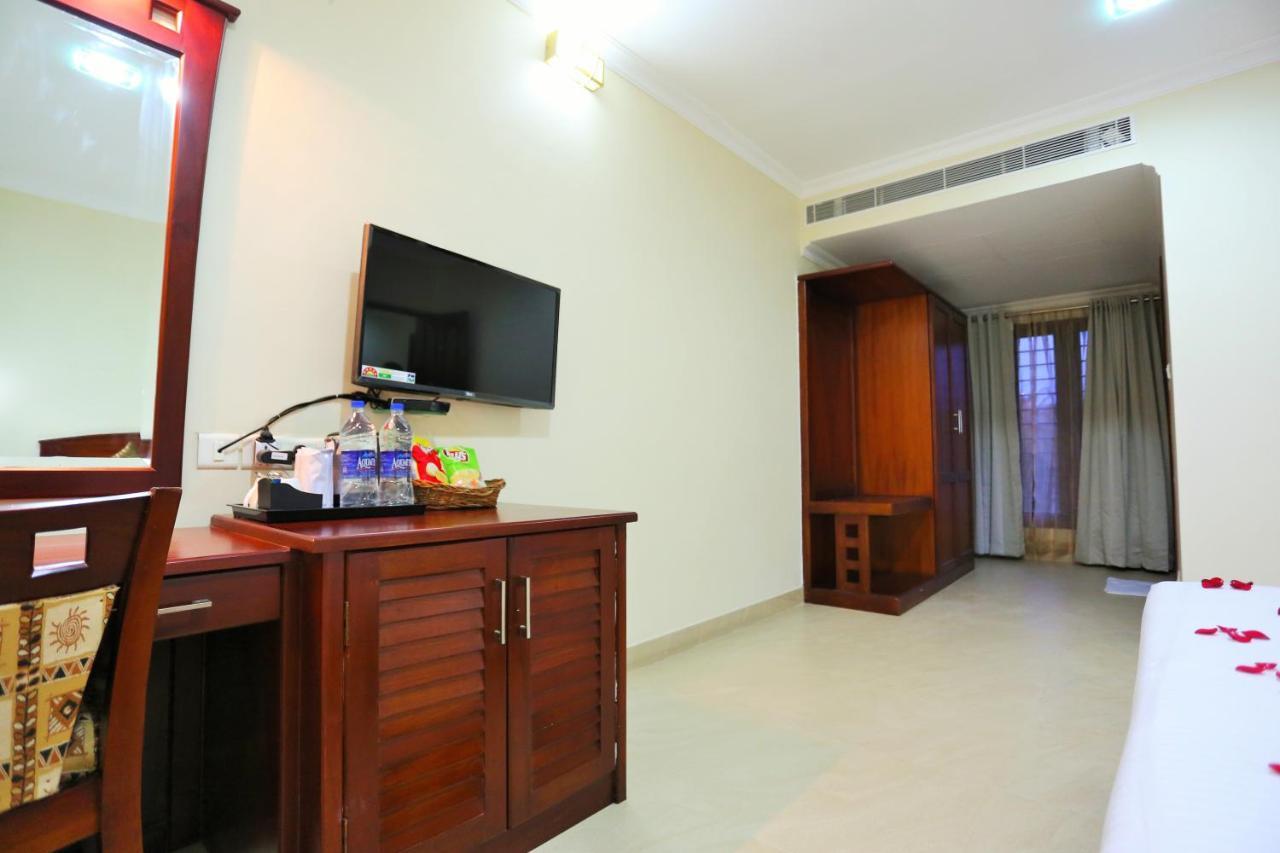 Hotel White City North Paravur Exterior foto